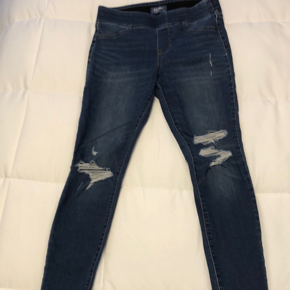 Old Navy Rockstar Mid-Rise pull on jeans Size 8
